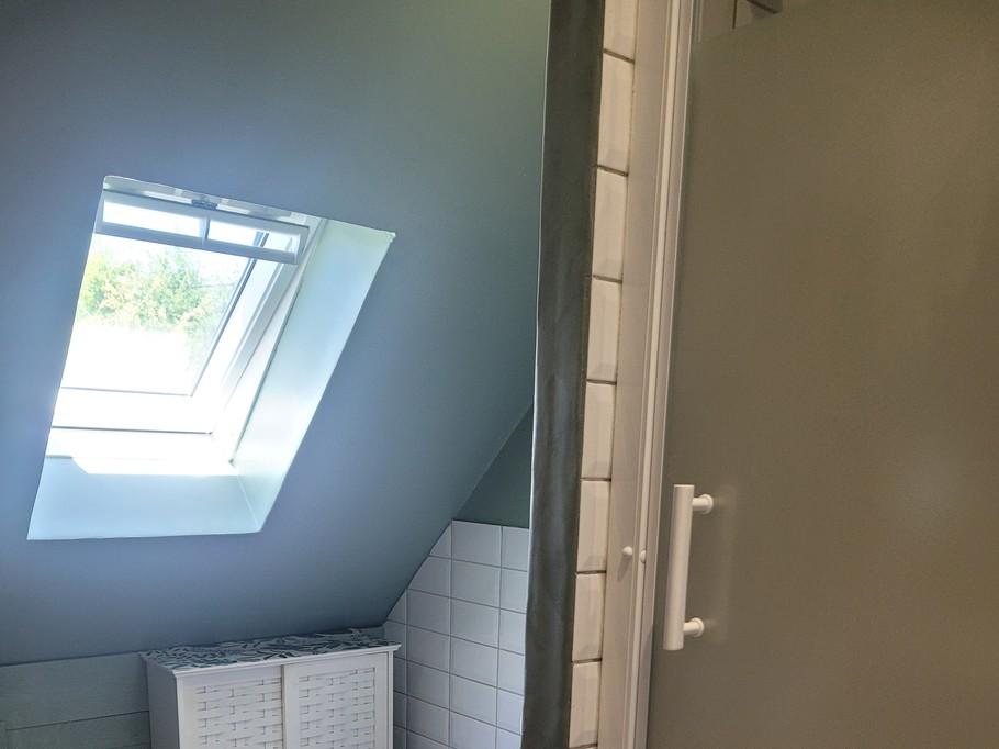 BIGOT, Pludual, Clévacances holiday rental, shower room