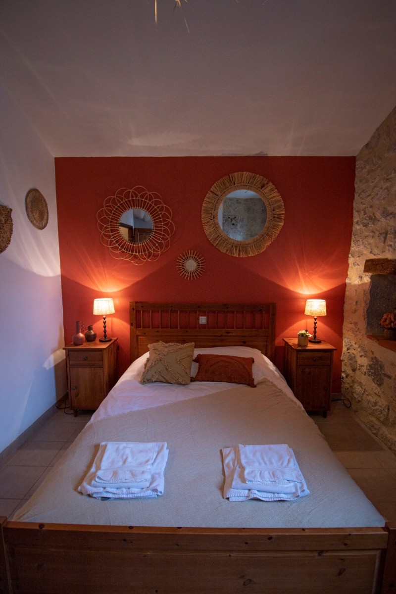 Chambre terracotta