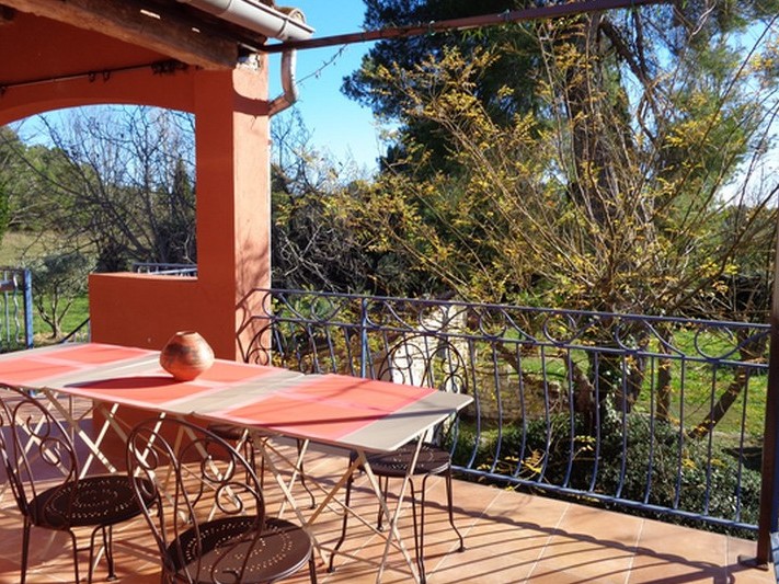 Terrasse donnant sur le jardin