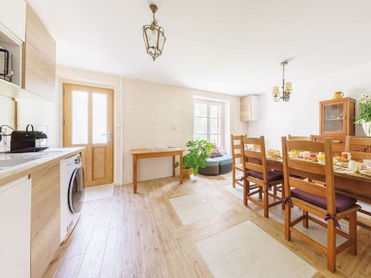 L'Arverne du Rocher, La Bourboule, Pièce de vie