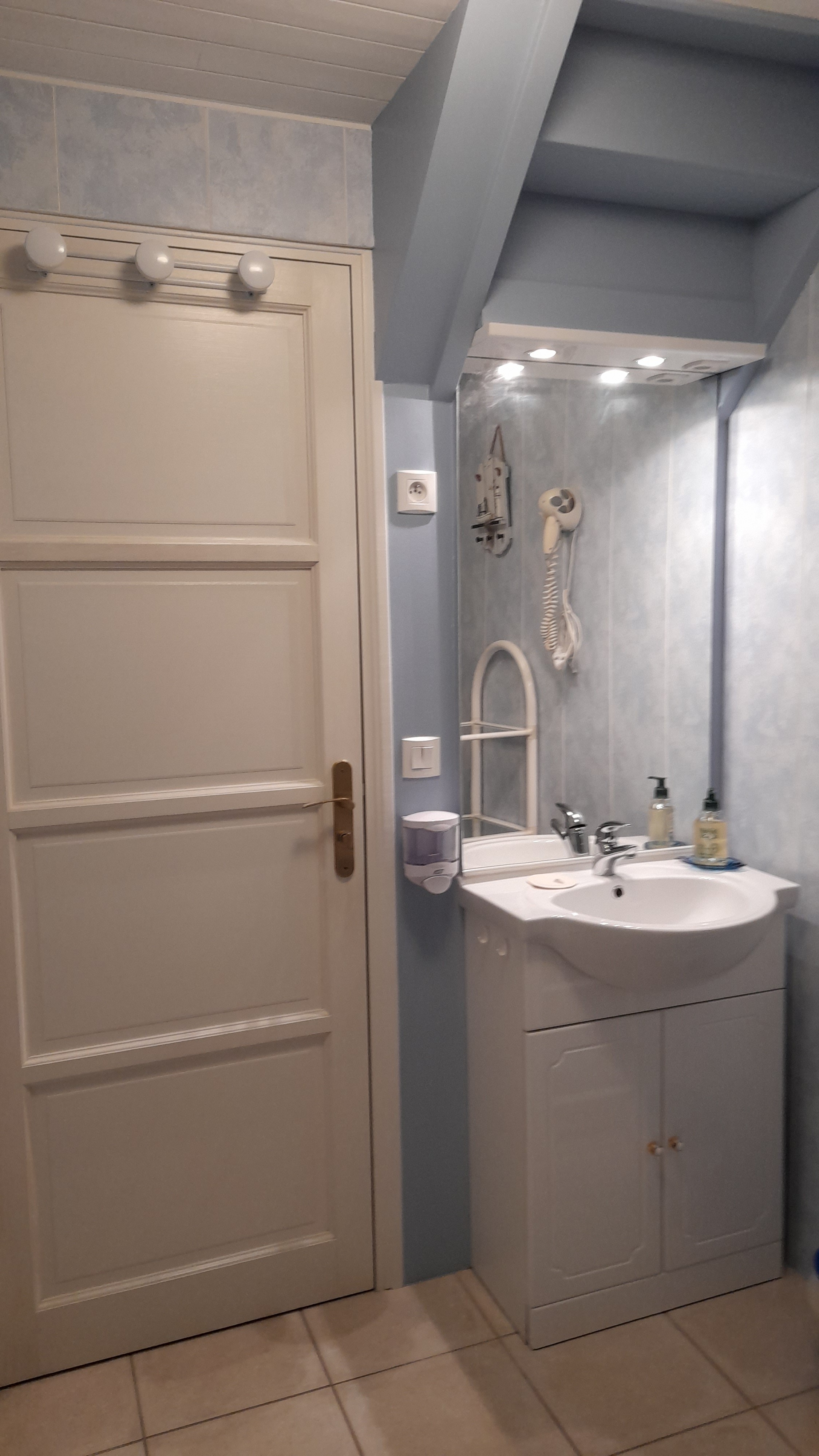 Photo n° 9 de la location