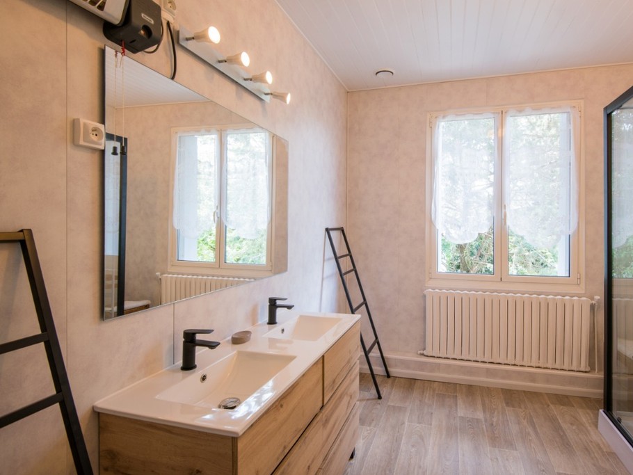 Grande salle toilette