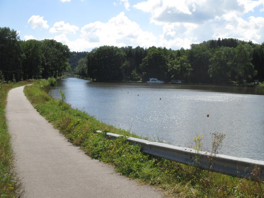Voie Verte V50, l'échappée bleue - Gîte la Frégate