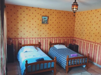 Chambre d'enfants - 2 lits simples