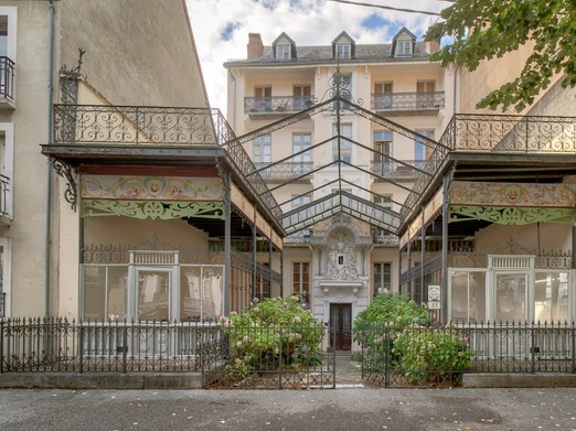 Villa Pyrene