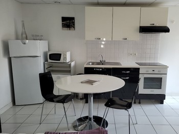 Côté salon, cuisine