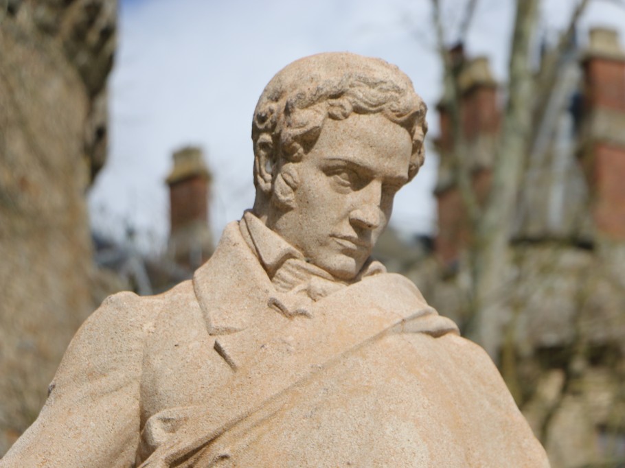 Statue de François-René de Chateaubriand à Combourg