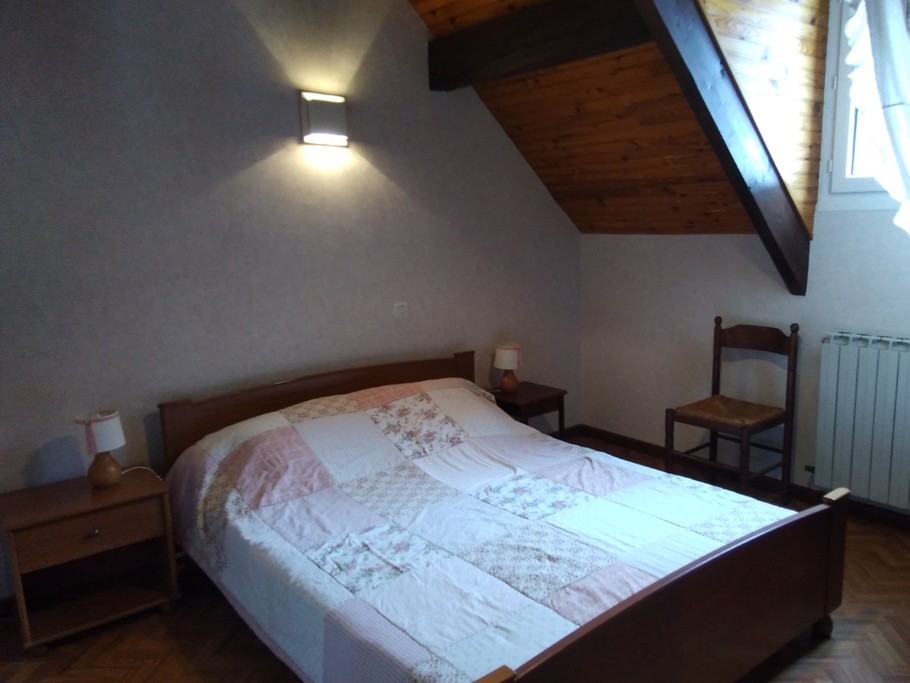 1ère chambre lit 2 personnes