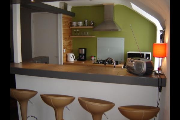 Le bar et la cuisine