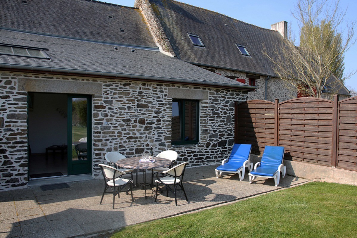 Terrasse avec mobilier de jardin