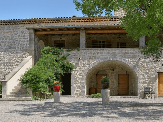 Domaine de Miegessolle - Magnifique mas avec piscine privative en Ardèche méridionale