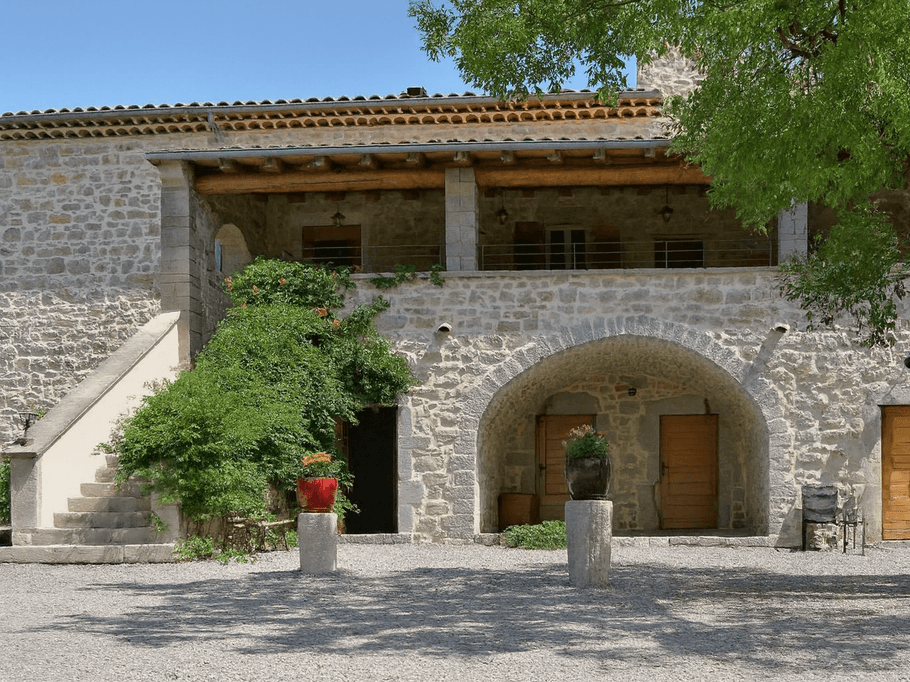 Domaine de Miegessolle - Magnifique mas avec piscine privative en Ardèche méridionale