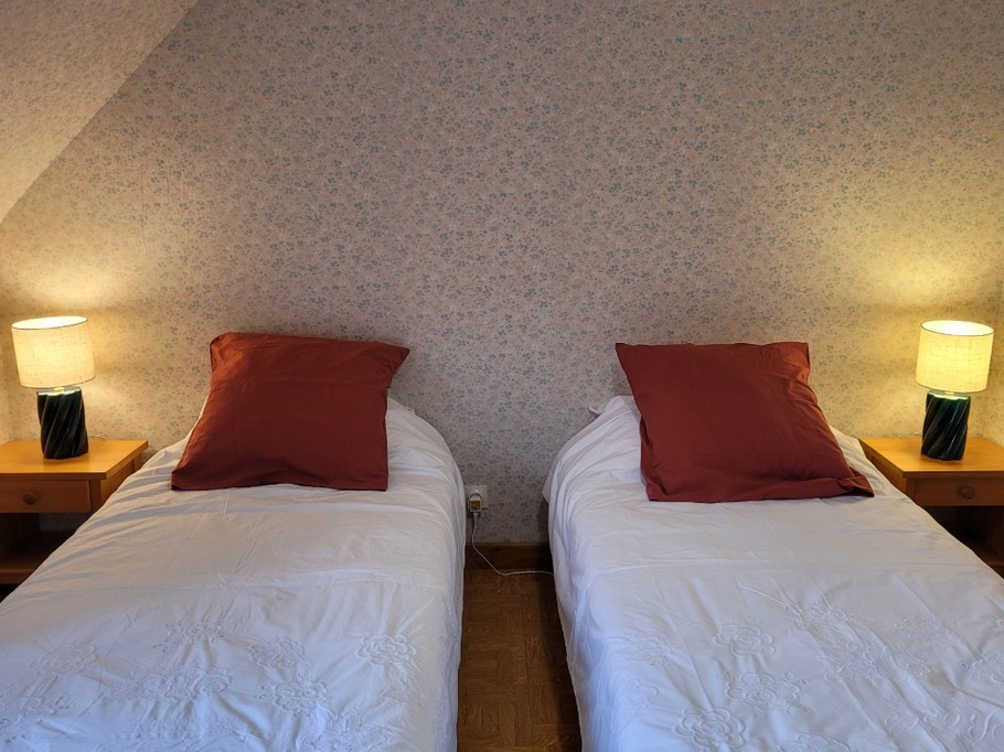 chambre avec 2lits 90 au 1er étage