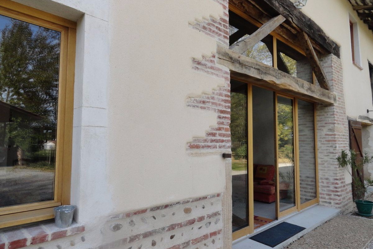 Ferme Passion - Entrée et fenêtre cuisine