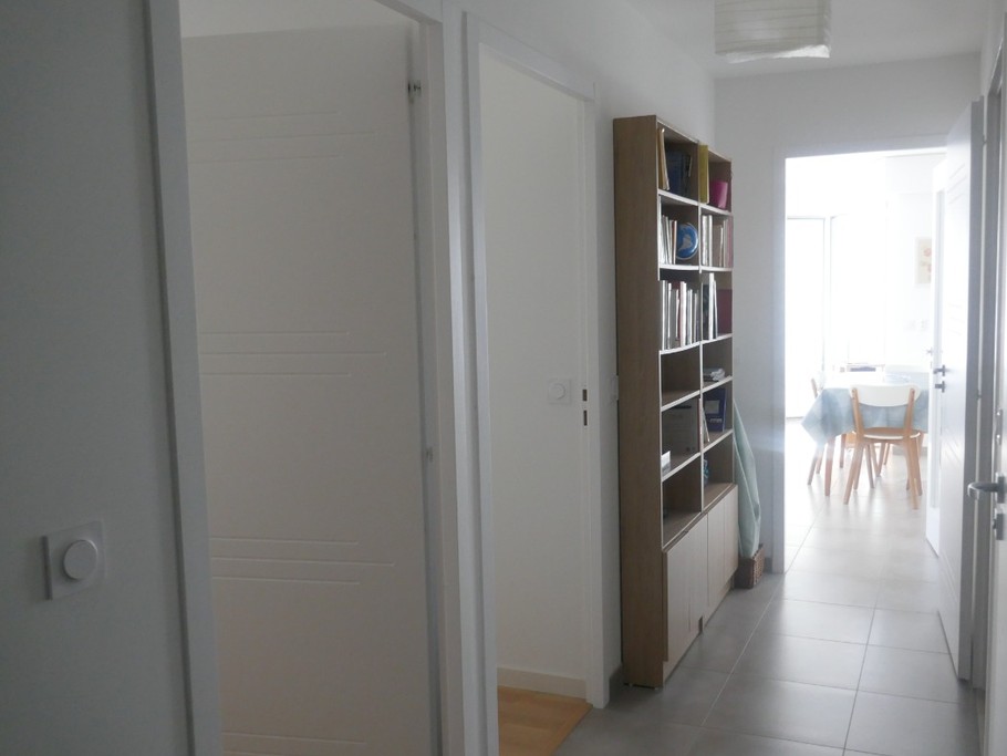 Access corridor to bedrooms