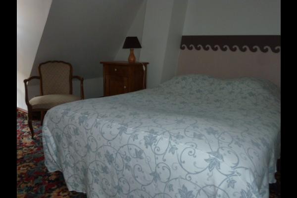 chambre 1er  ét. logt 7