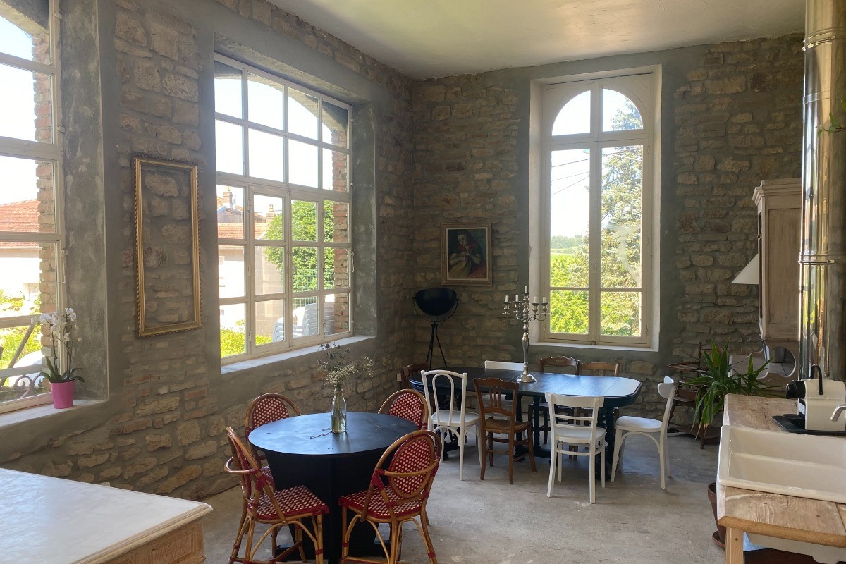 Salle petit déjeuner - Château de Monthureux-Le-Sec