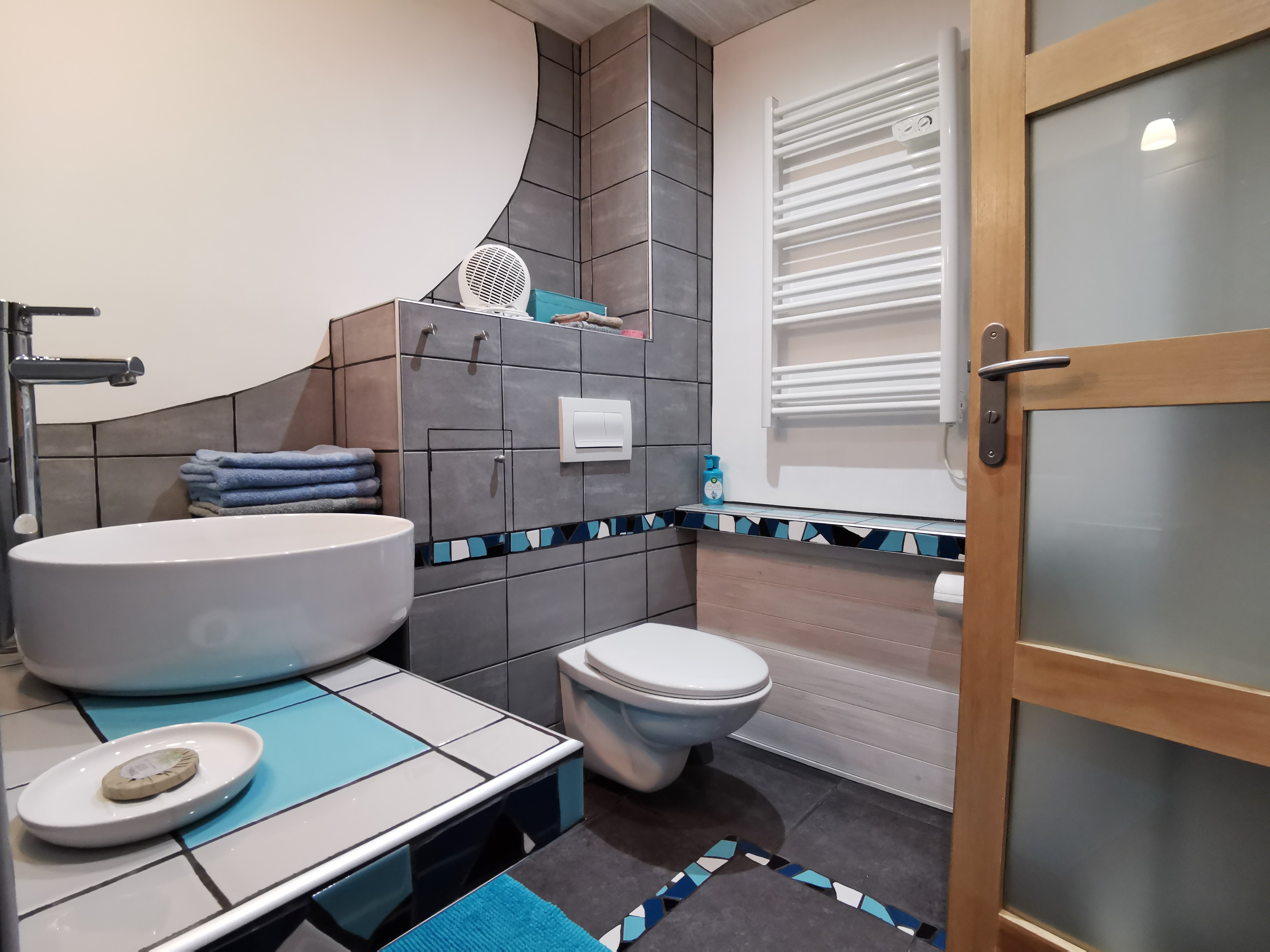 salle d'eau avec WC