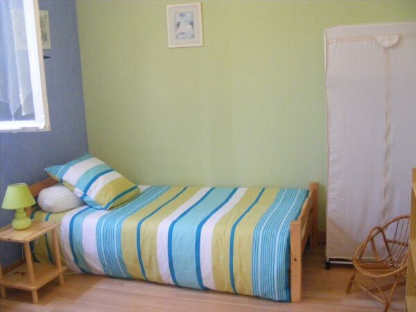 La chambre à 2 lits de 80cm - Sers en Charente