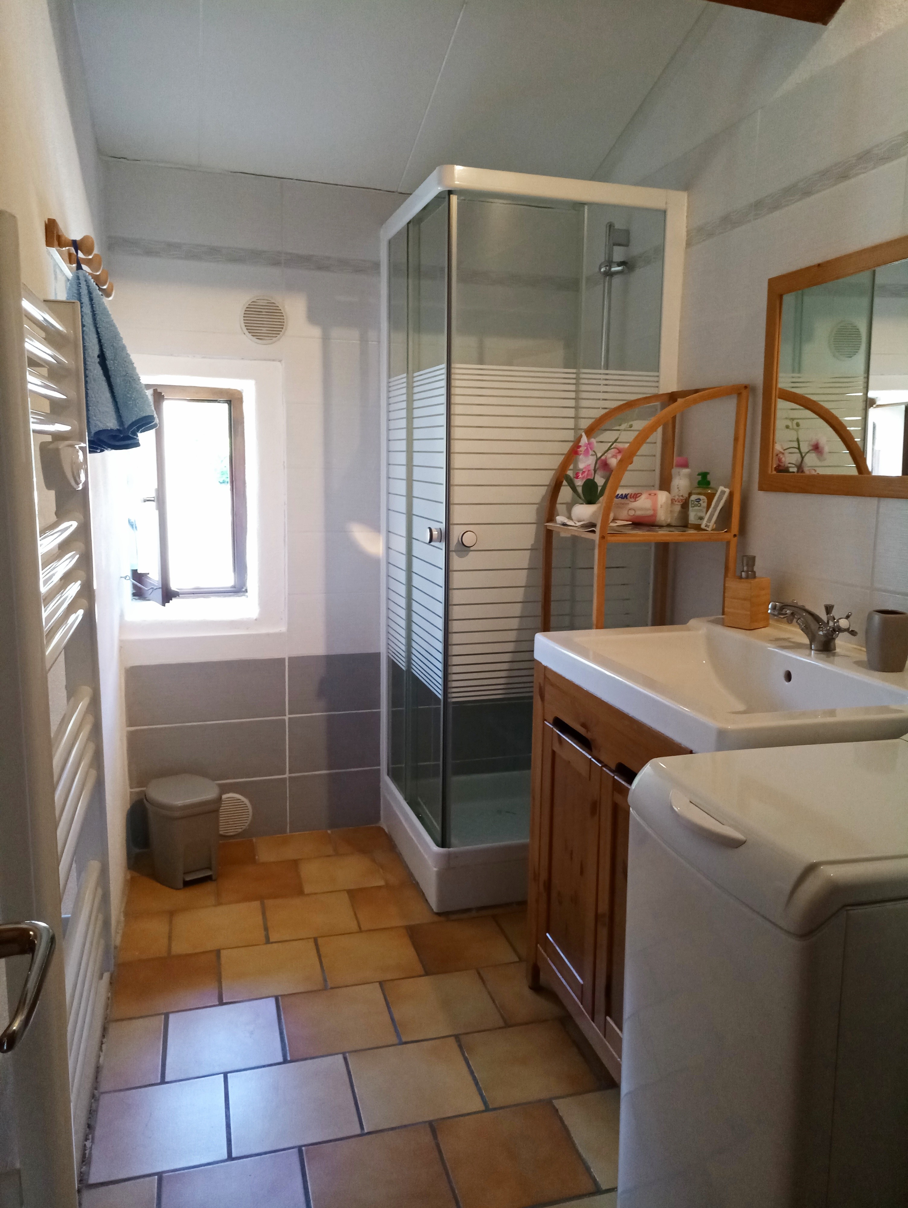 2026 Gite_salle bains_machine à laver linge