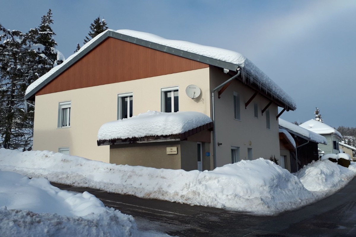 Logement sous la Neige à Morbier
