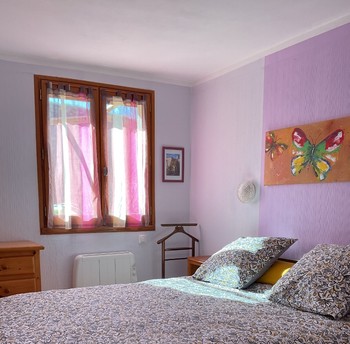 Chambre spacieuse avec lit double en 160 cm