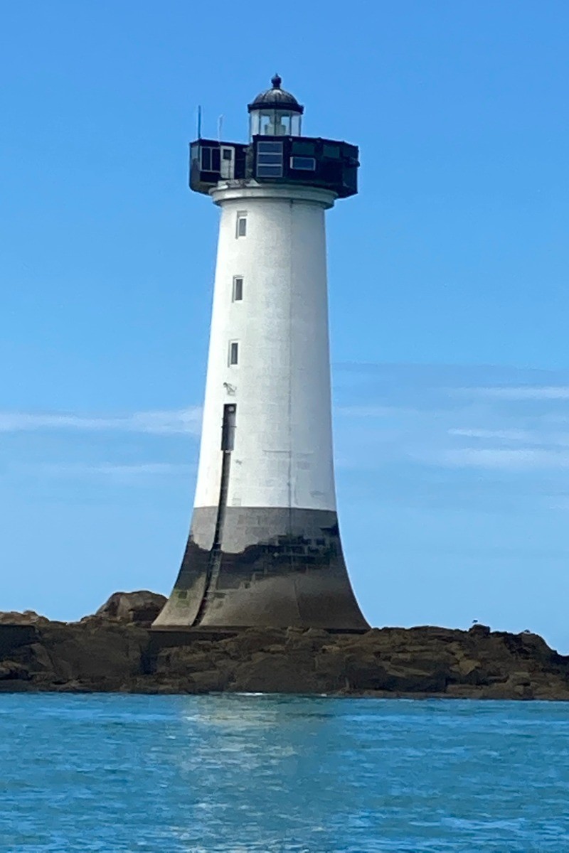 Phare du HERPIN à Cancale.
