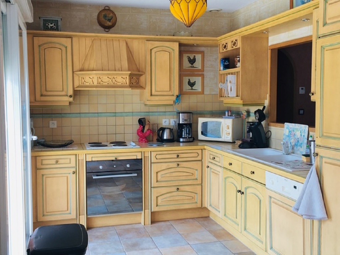 Gîte des Chaussades (avec piscine et tennis), Gouzon, Creuse - La cuisine
