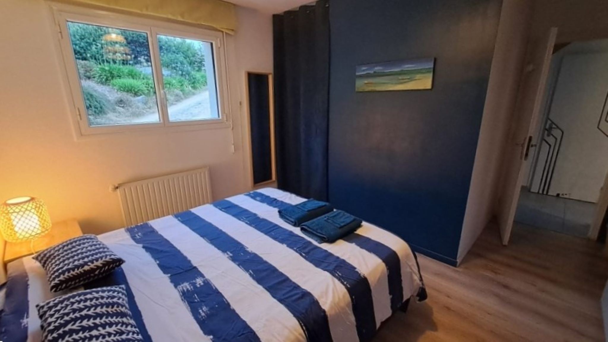 Chambre rez-de-chaussée