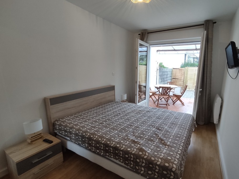 Chambre à coucher et terrasse