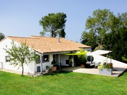 Jardin clos de la Villa Land-Zee près de Royan