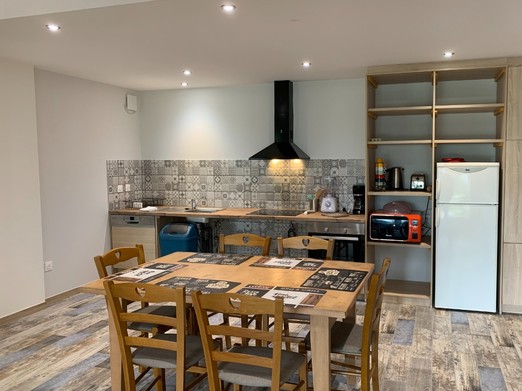 Gîte de Chassin - Salle à manger et cuisine