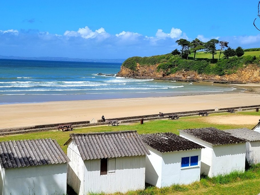 The Ris beach