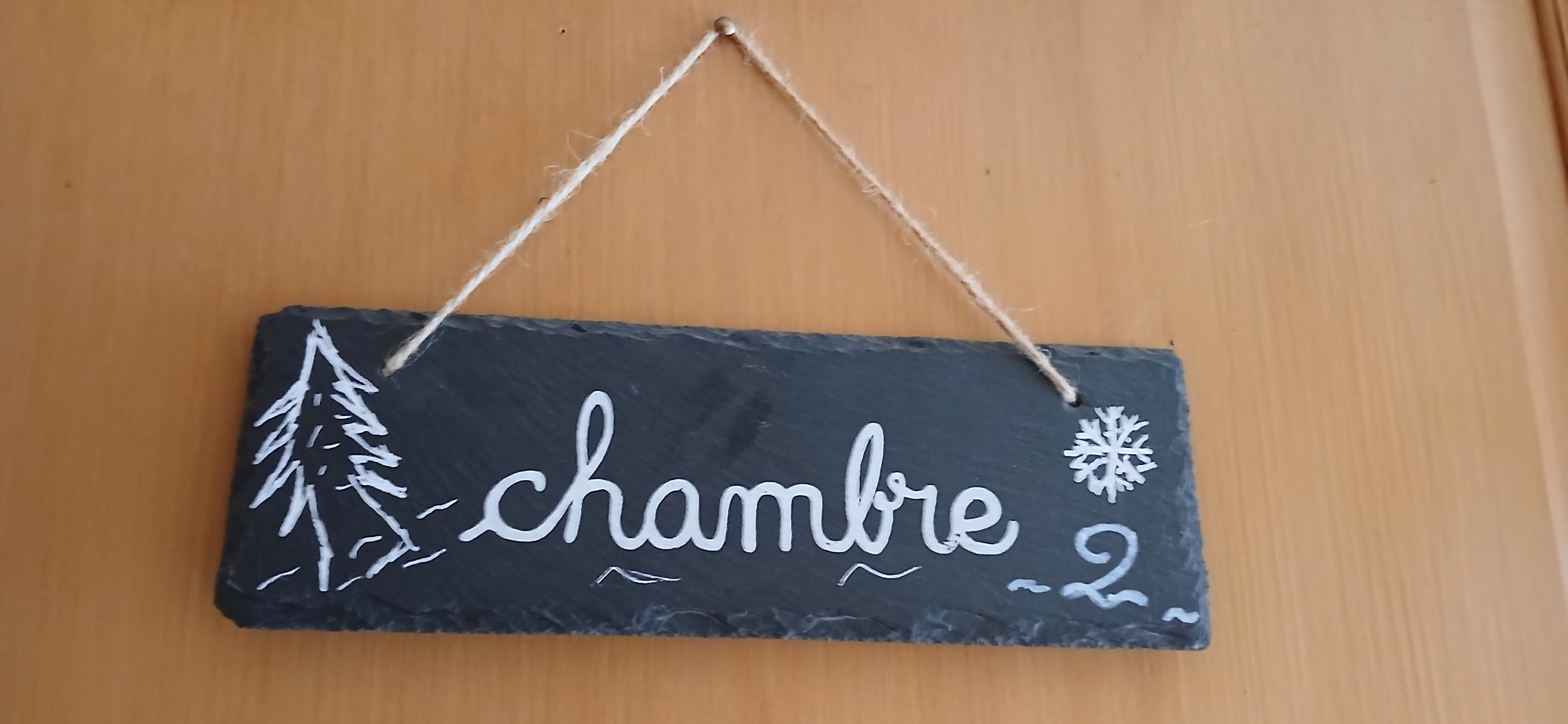 CHAMBRE 2 - Gîte Les Coquelicots - Super Besse (Puy de Dôme, 63)