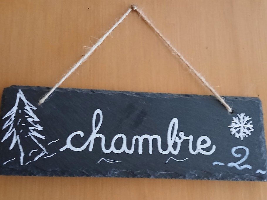 CHAMBRE 2 - Gîte Les Coquelicots - Super Besse (Puy de Dôme, 63)