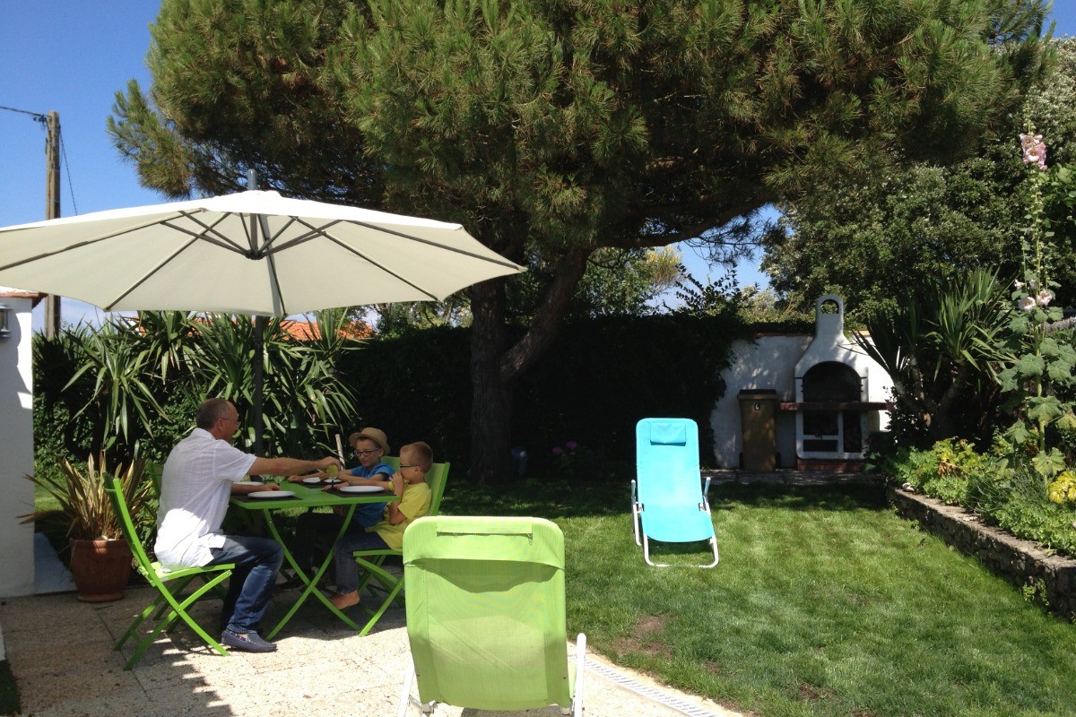 le jardin le barbecue