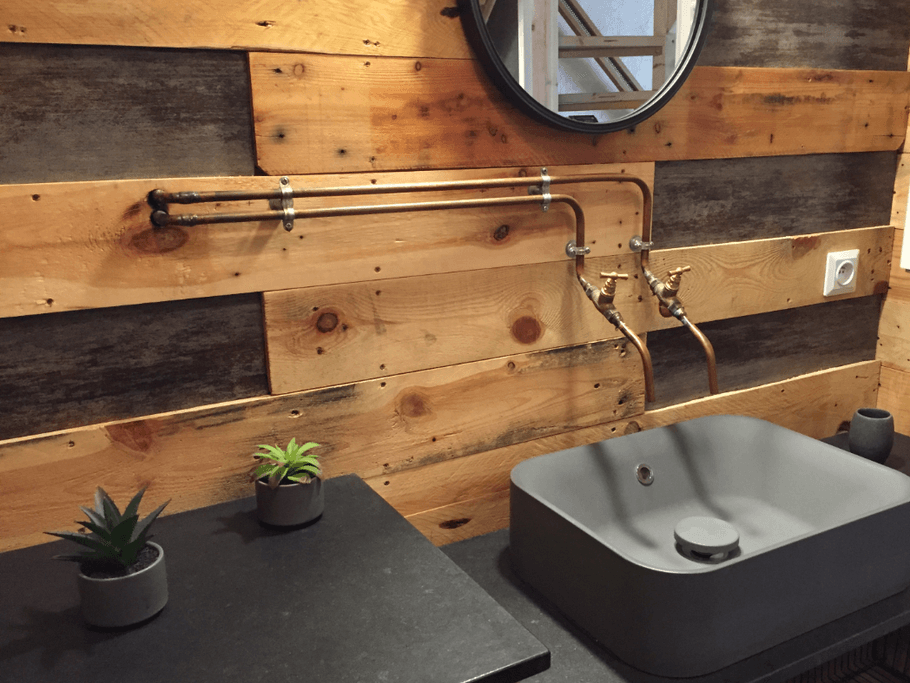 Charmante maison en pierre, 2 à 4 personnes, Clévacances, salle de bain