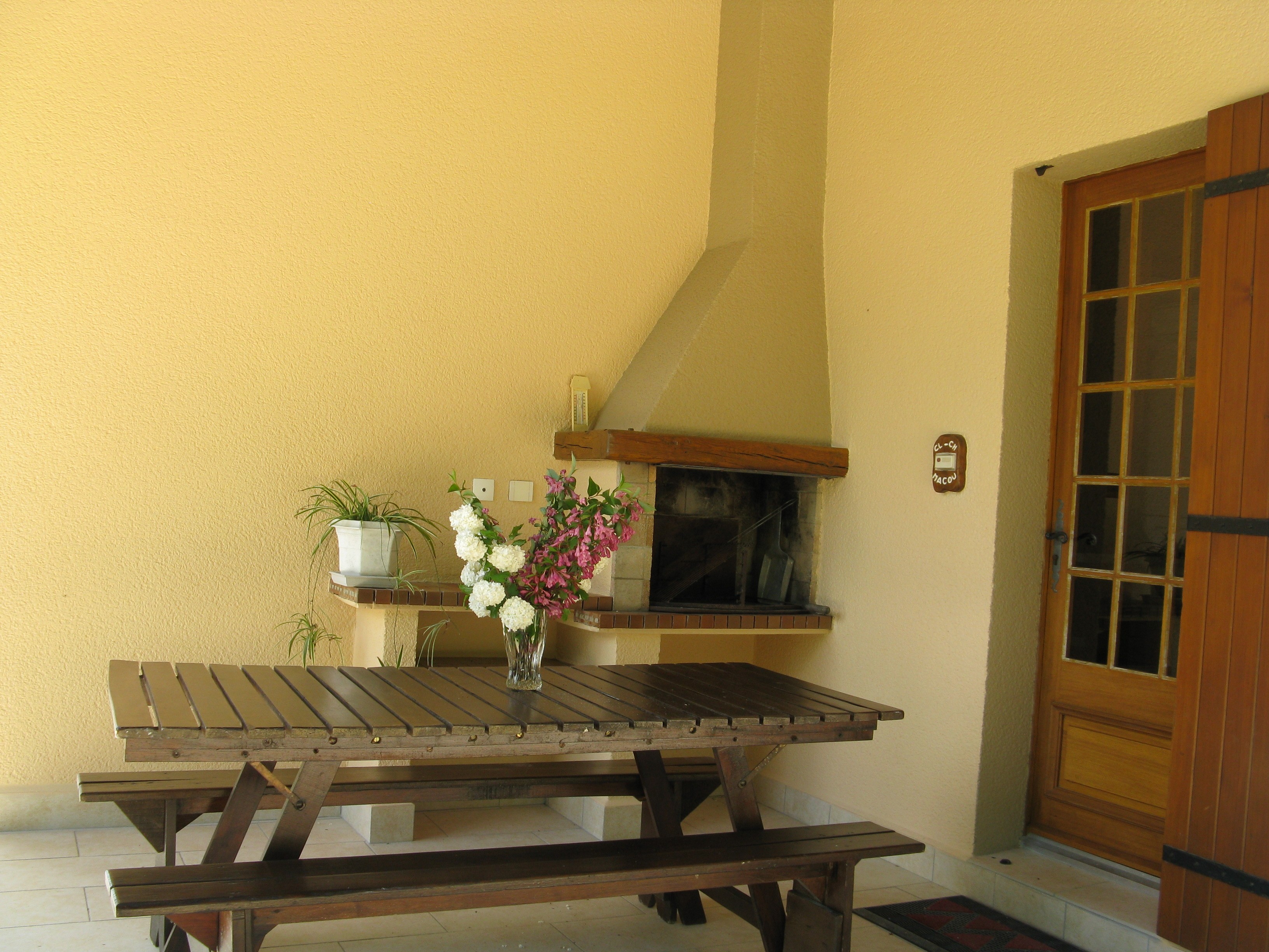 terrasse et barbecue