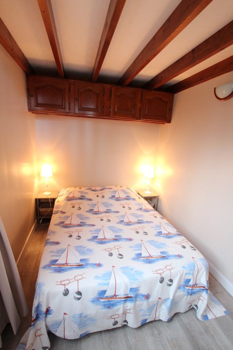 La chambre sous la mezzanine