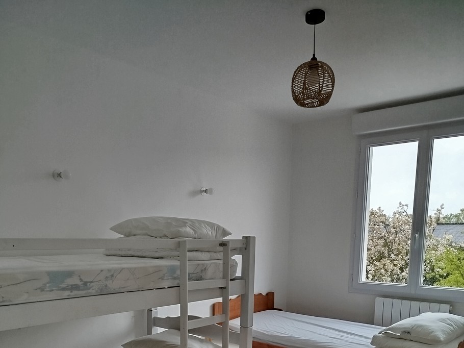 chambre 3 couchages dont 1 lit supperposé