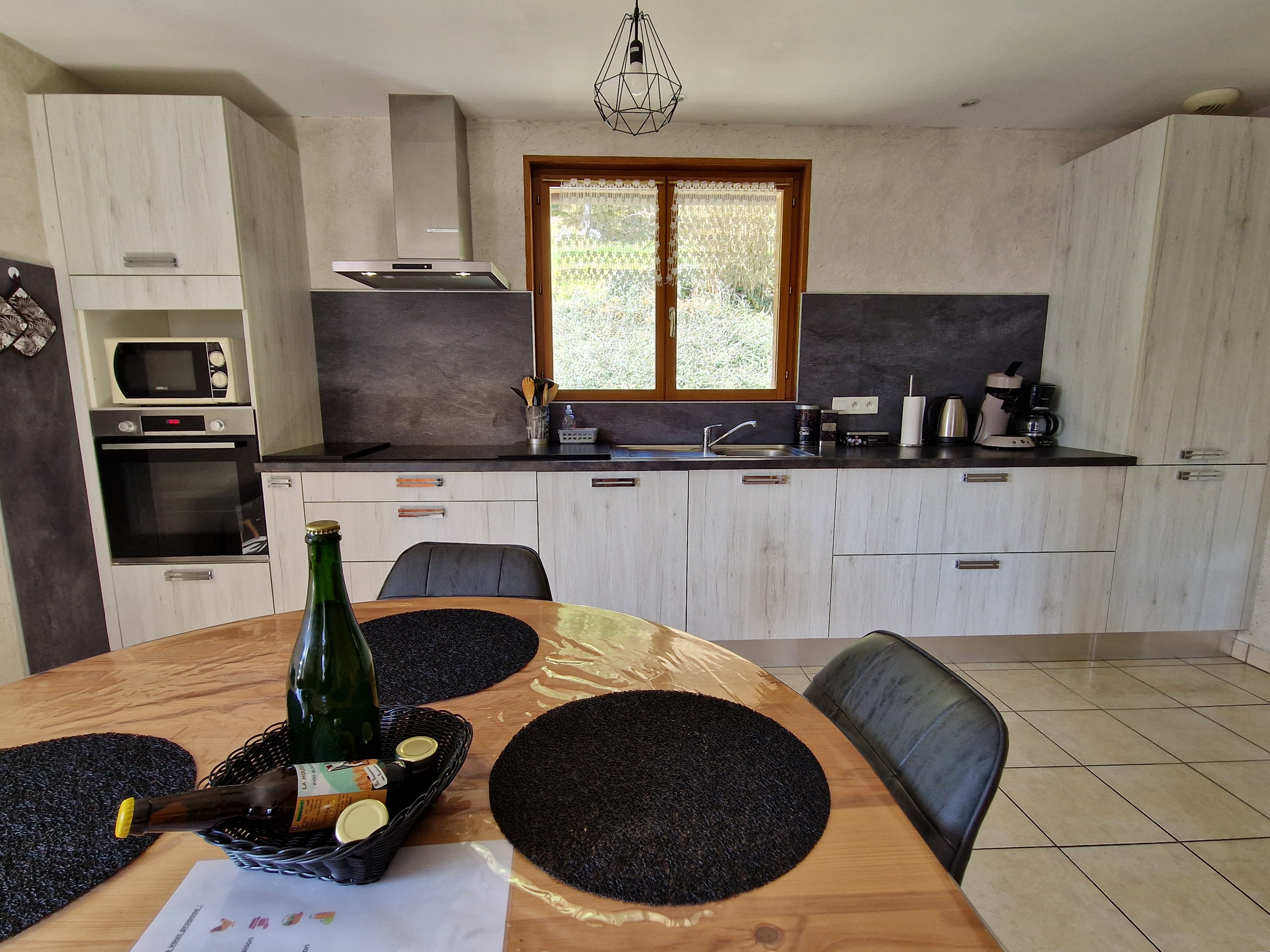Kitchen - Gîte les azalées
