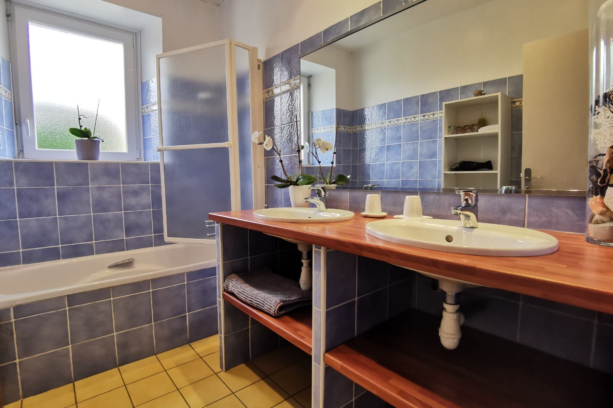 Salle de bain au RDC