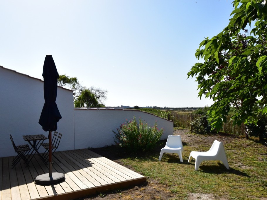 Jardin avec vue sur les marais