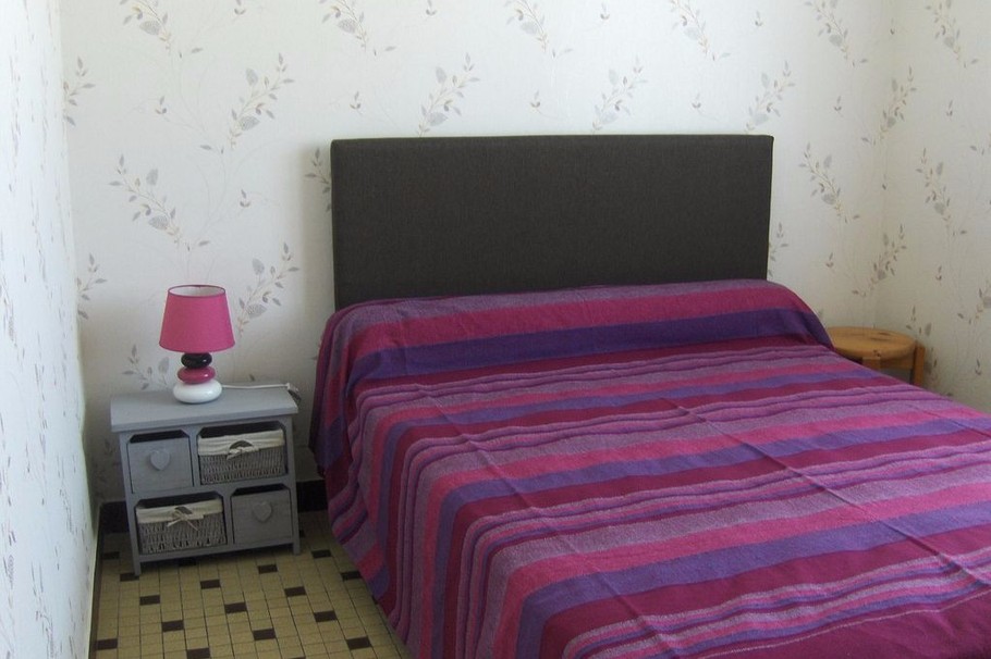 Chambre 1 lit de 140