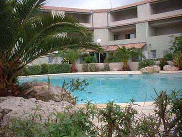 Location à Valras pour 5 personnes dans une résidence sécurisée avec Piscine