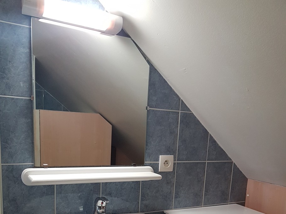 Shower room close to separate bedroom