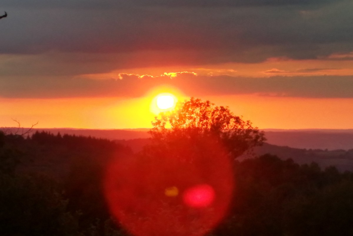 coucher de soleil sur la petite terrasse