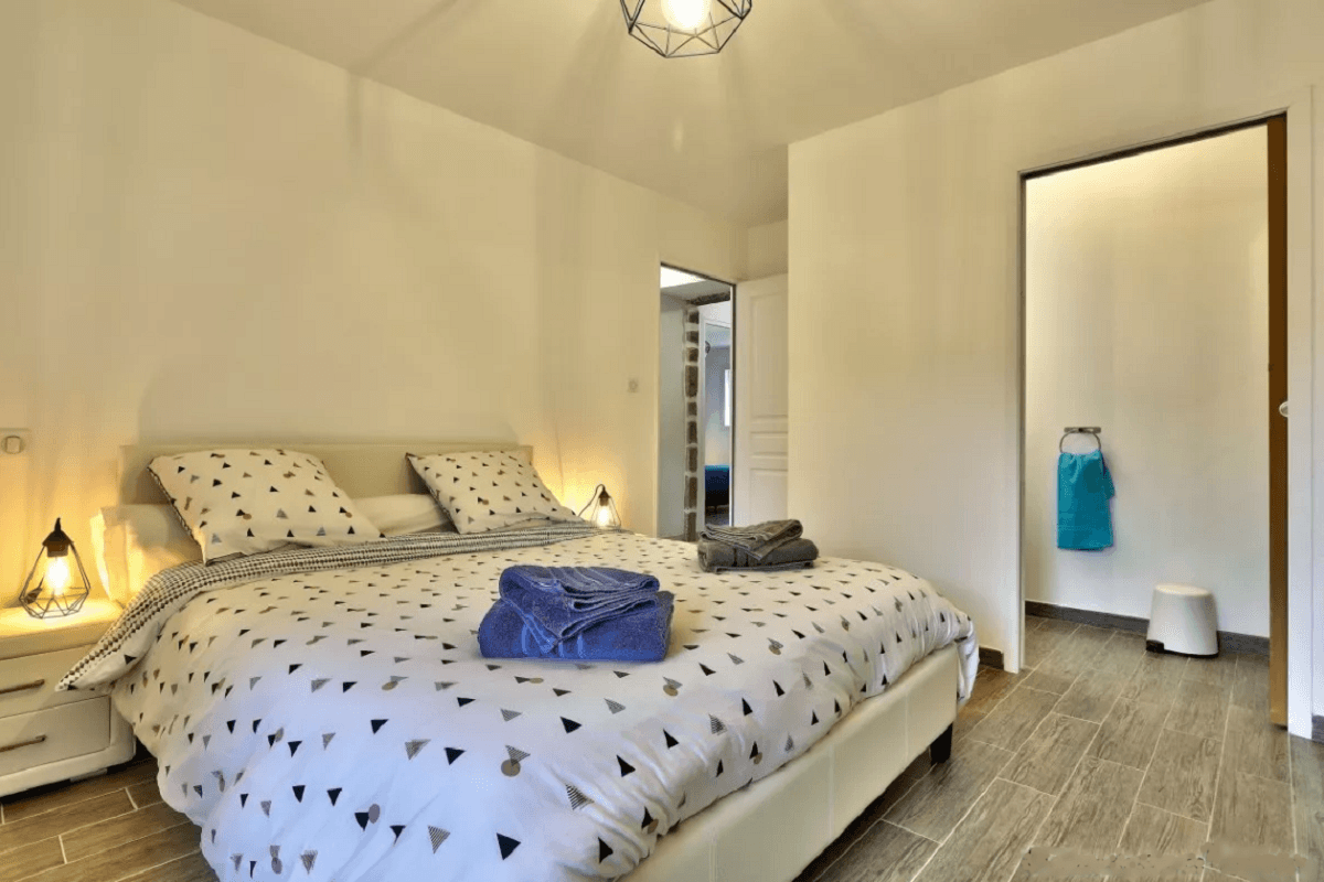 RDC: Chambre 2 avec lit 160 x 200