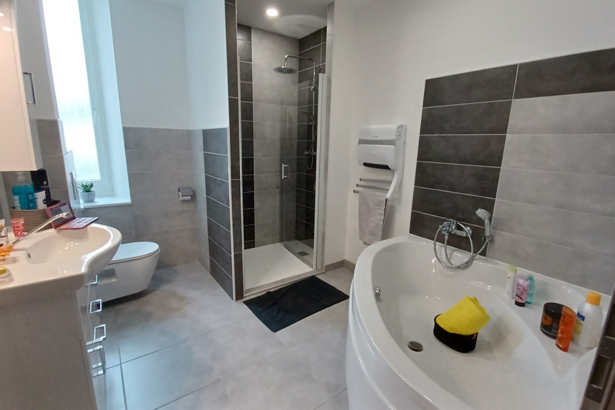 Salle de Bain  - Gîte l'Atelier de plain de pied, Gérardmer