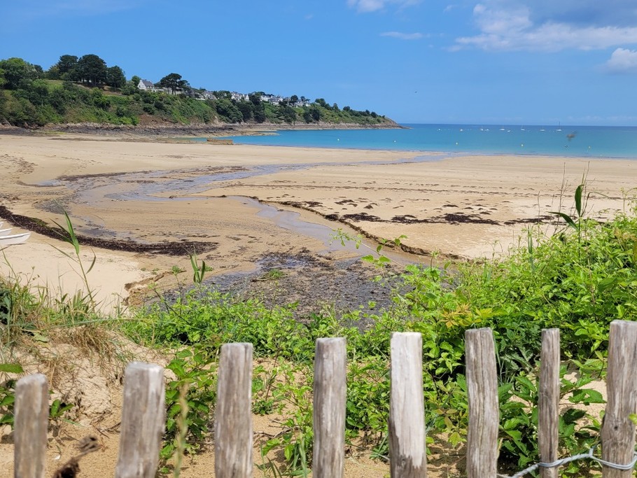Clévacances - MAISON POUR 2 PERSONNES CENTRE ST CAST (5 minutes à pieds plage) COTES D'ARMOR - BRETAGNE - paysages alentours